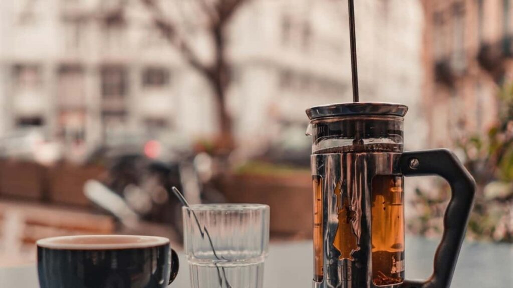 Discover why ShareChat creators in Luxembourg are jumping on ambassador recruitment and what it means for US creators eyeing global growth.