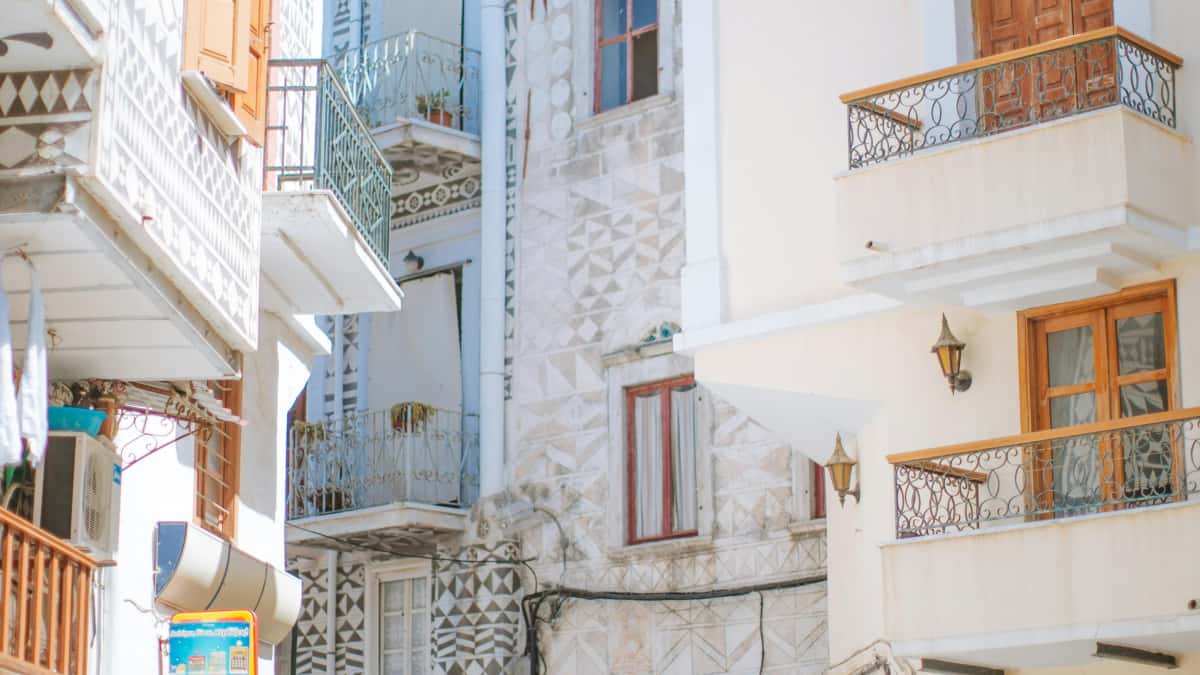 Creators in the US: How to Land Swiss Brands on Instagram & Monetize Fast