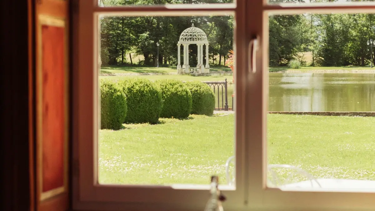 US Advertisers: Find Ivorian Hulu Creators Fast