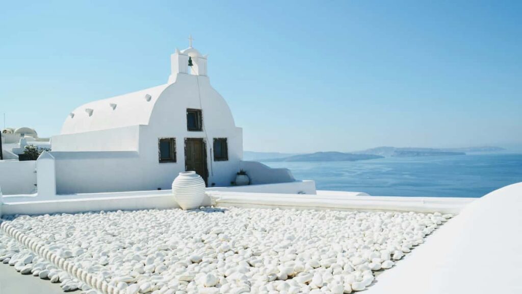 Practical playbook for U.S.-based creators to contact Philippines brands on Line and share limited-time discount codesoutreach scripts, channel choices, event tactics, and legal pointers.