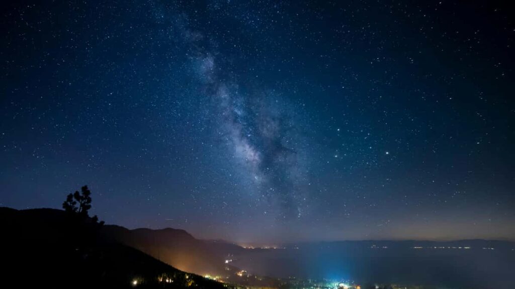 Practical playbook for US creators to find, pitch, and close short-form branded video deals with Vietnam brands on Viber tactics, templates, and outreach channels.