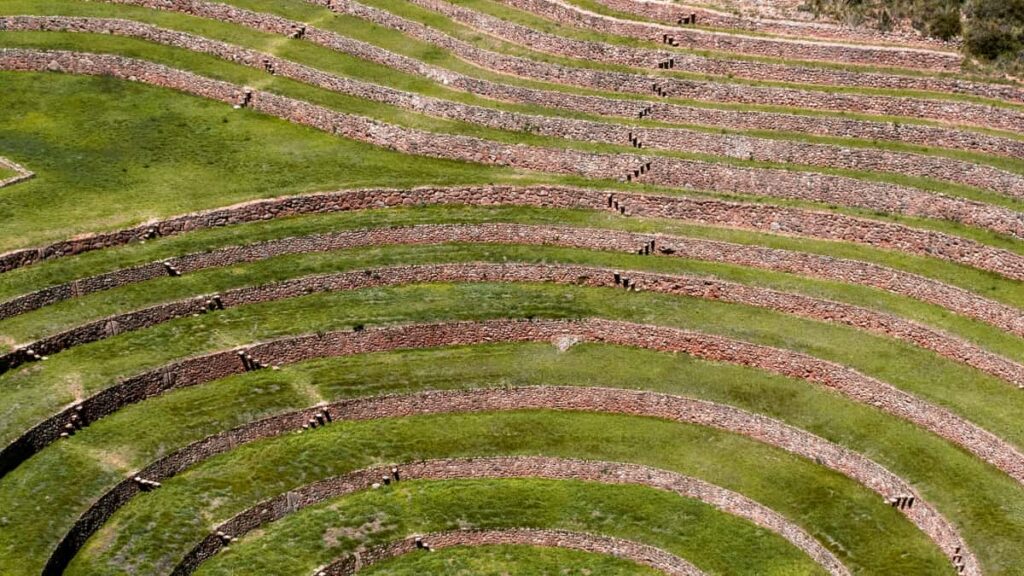 Practical guide for US creators on finding and pitching Bosnia and Herzegovina brands on Discord outreach tactics, local copy, monetization paths, and safety tips.