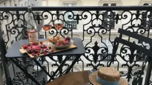 Practical playbook for US creators to contact Moroccan brands on Twitter, pitch hidden local gems, and build lasting partnerships—includes templates, outreach timing, and a data snapshot.