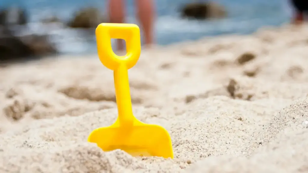 Practical guide for US brands to find Cambodia Shopee creators and use them to boost awareness for new beauty launches — tips, outreach scripts, and campaign roadmaps.