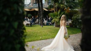 Practical playbook for US advertisers to find Lebanese Instagram creators who can improve brand sentiment tactics, platforms, outreach scripts, and measurement.