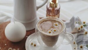 Practical guide for US advertisers on finding Qatar-based Chingari creators to improve brand sentiment, with outreach tactics, selection filters, and campaign playbooks.